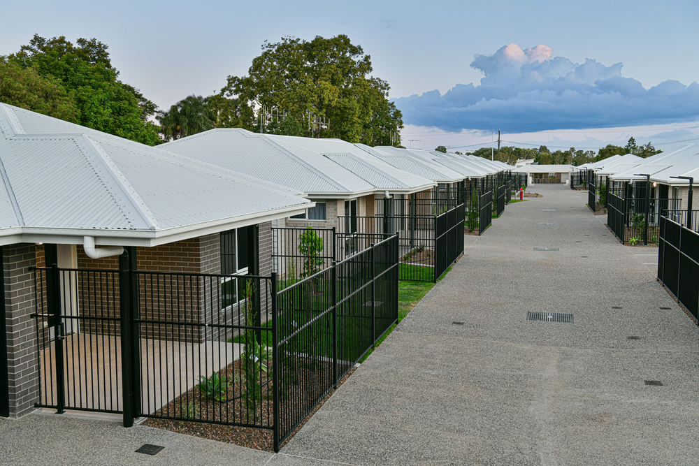 RHL Units 165 Bargara Rd gallery image 3